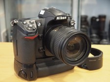 Nikon D300 12.3mp DSLR Camera
