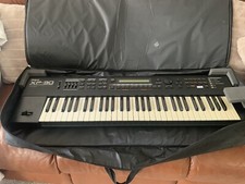 Roland XP-30 61-Key Keyboard Synthesizer - Black