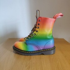 Dr Martens Pascal 1460 LGBT