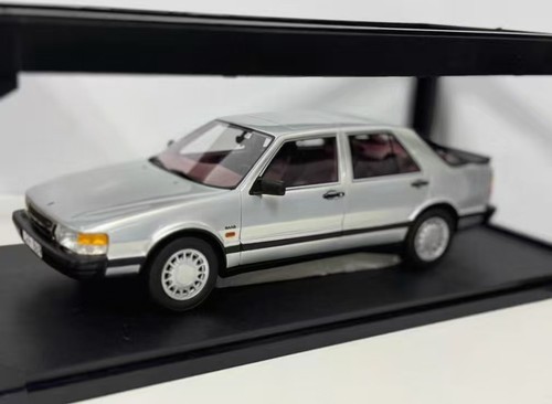 Cult models scale - models,