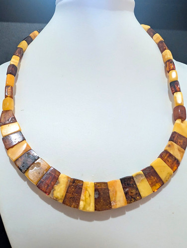 Vintage amber beaded necklace