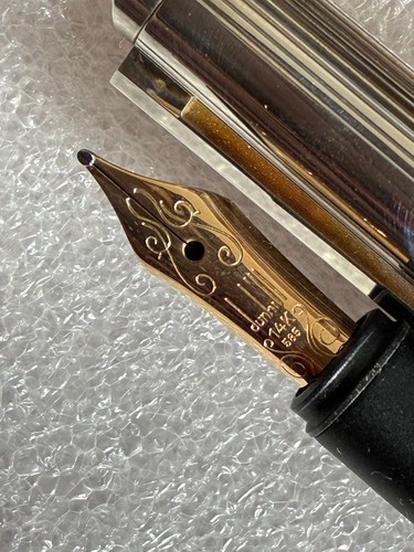 Dunhill fountain pen 14k - fountain,