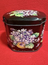 Vintage Huntley & Palmer's