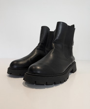Primark Chelsea Boots Women