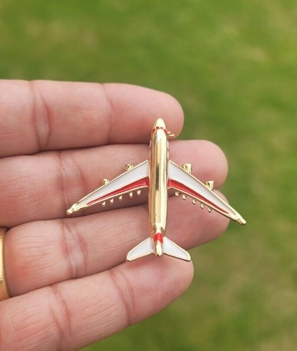 Aeroplane brooch vintage - aeroplane, pilot