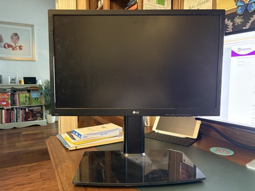 24m38h inch led monitor - lg,