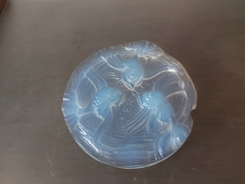 Verlys opalescent glass under - opalescent,