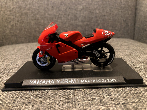 Yamaha yzr max - 1/24, biaggi