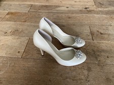 Benjamin Adams Bridal Mother