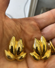 VINTAGE FLOWER BUD 80S BIG BOLD STATEMENT EARRINGS CLIP ON GOLD TONE 3 X 2.5 CM