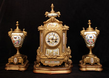 ANTIQUE GILT MANTEL CLOCK