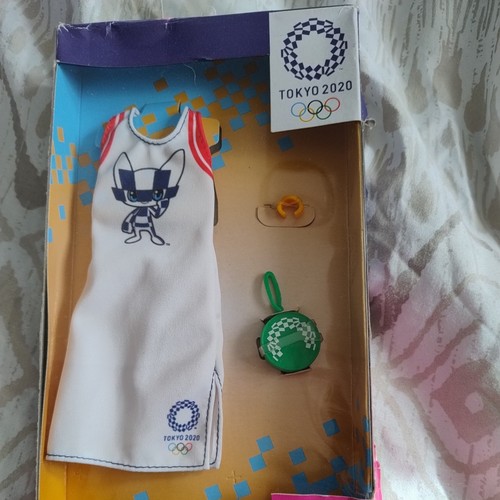 Barbie doll tokyo 2020 - barbie, outfit