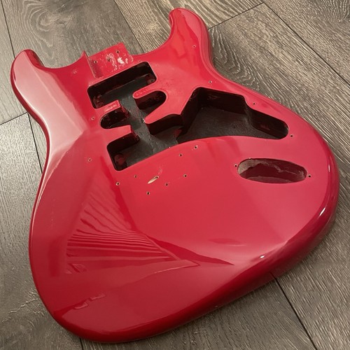 Squier fender red - squier, strat