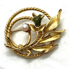 Sarah Coventry brooch from