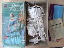 Vintage Airfix 1:12 Queen
