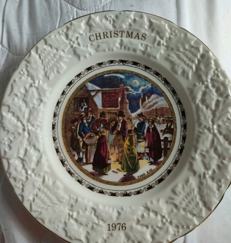 Coalport xmas eve embossed - coalport,