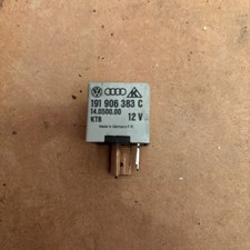 Fuel Pump Relay 167-191906383C 191906383 857951253 For VW Audi Seat Skoda