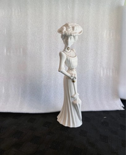 Spode olivia figurine white - spode,