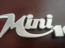 Red Mini 1000 Car Emblem Logo