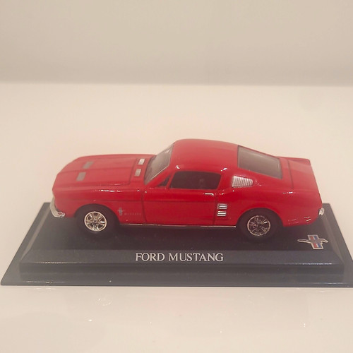 Ford mustang red - ford, red/silver