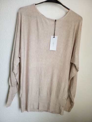 Ladies batwing jumper size - , 6