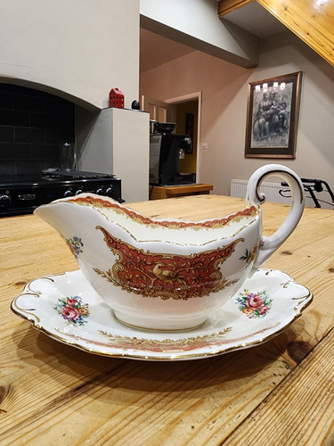 Coalport sauce boat and stand