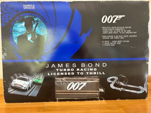 2002 james bond 007 - bond,