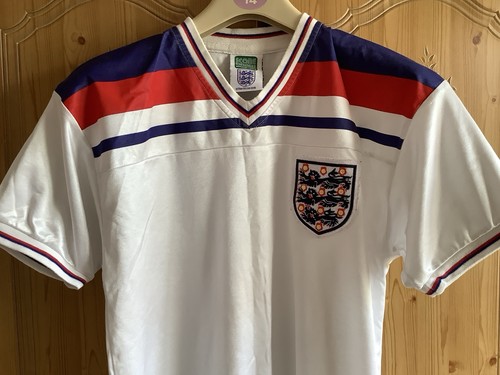 England 1982 home football - 1982,
