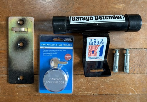 Garage door lock - garage, up