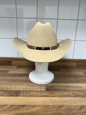 * Gladwin Bond 100% Wool