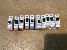 Wylex old plug-in MCB fuses with bases