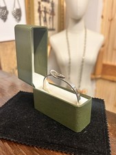 Stunning Vintage Heavy Solid
