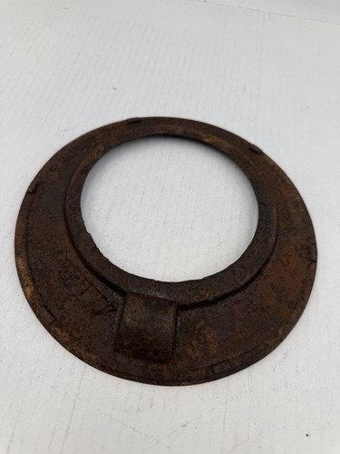 Antique cast iron - 8",