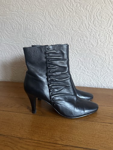 Black lotus ankle boots - ankle, with