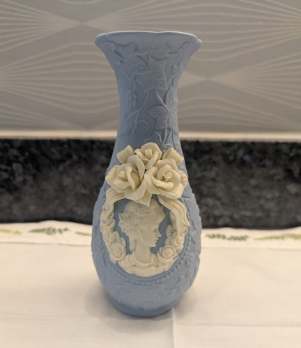 Blue white ceramic vase 7in - blue,