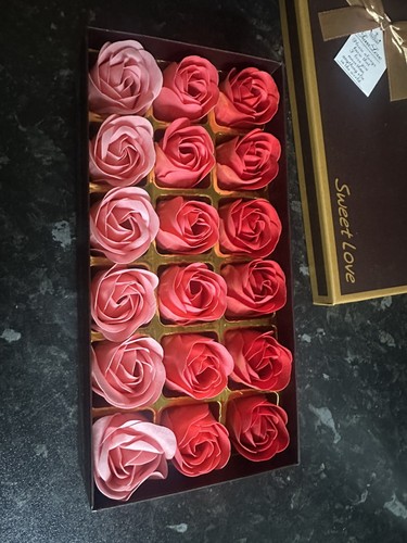 Box 18pcs gradient rose - gradient, mild
