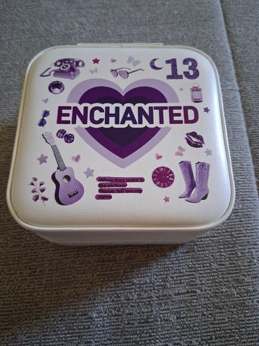 Small padded jewelry box - ,