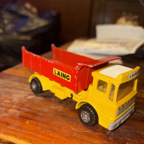Leyland tipper yellow red - yellow,