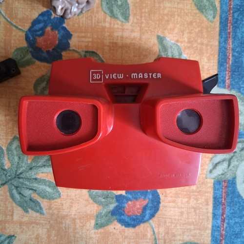 Vintage red view master - vintage, w/