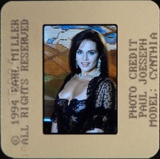 EM8-155 1994 BUSTY MATURE IN