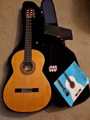 Guitar admira malaga - guitar,