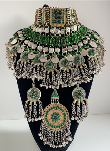 Afghan vintage green piece - vintage,