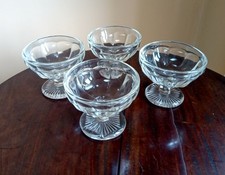 Vintage clear pressed - clear,