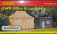 Brand New Boxed R7369 Hornby