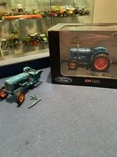 Universal hobbies fordson - universal,