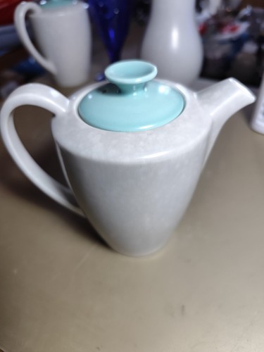 Poole pottery twin tone - poole,