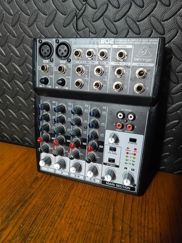 Behringer xenyx 802 compact - 802,