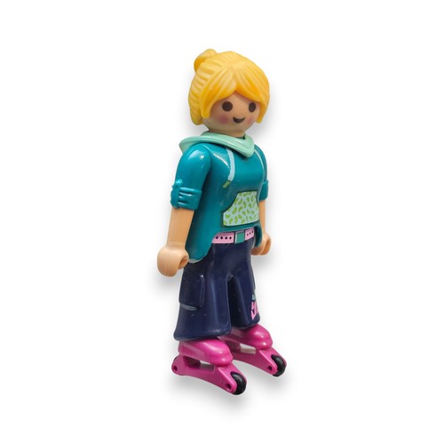 Playmobil figure woman inline