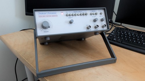 Thurlby thandar tti tg210 2mhz - thurlby,