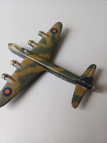 Diecast model aircraft - diecast, 1:144